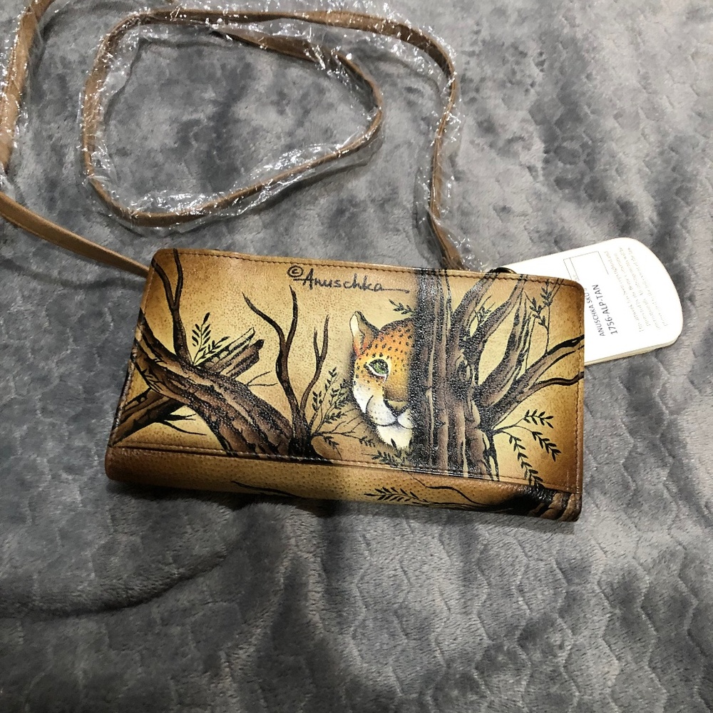Crossbody purse